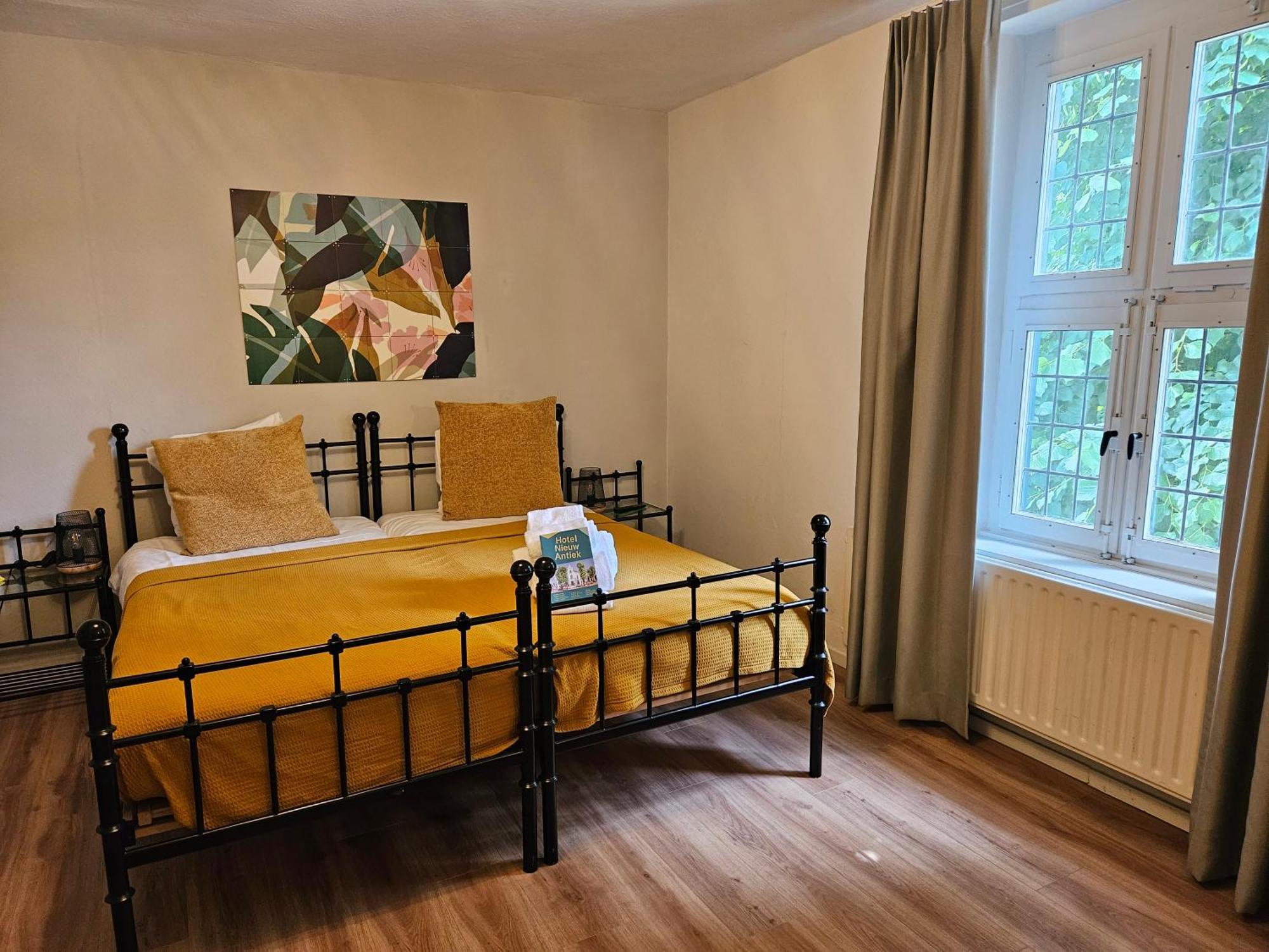Hotel Nieuw Antiek Helden Εξωτερικό φωτογραφία